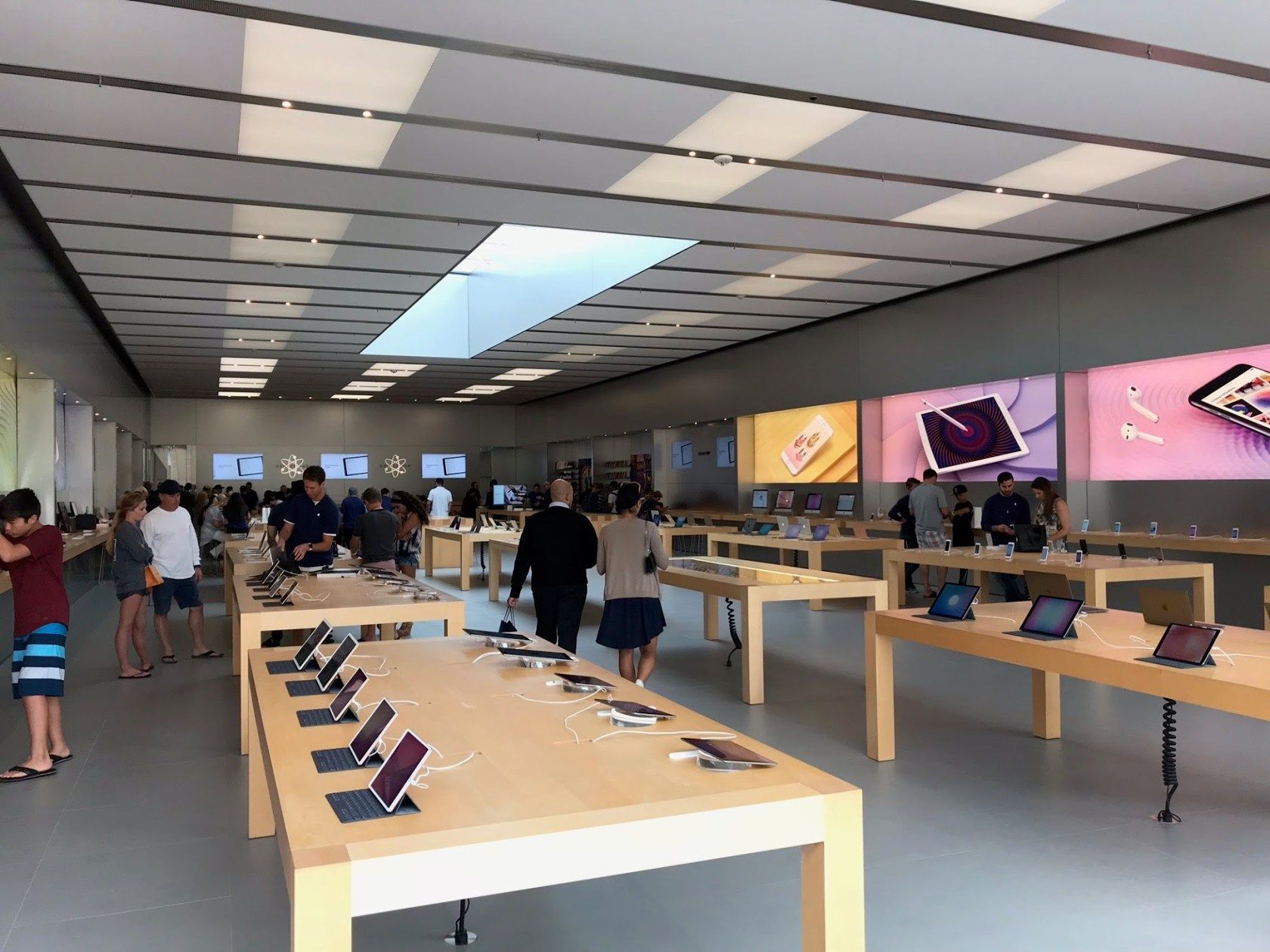 Fashion Island Apple Store - 2