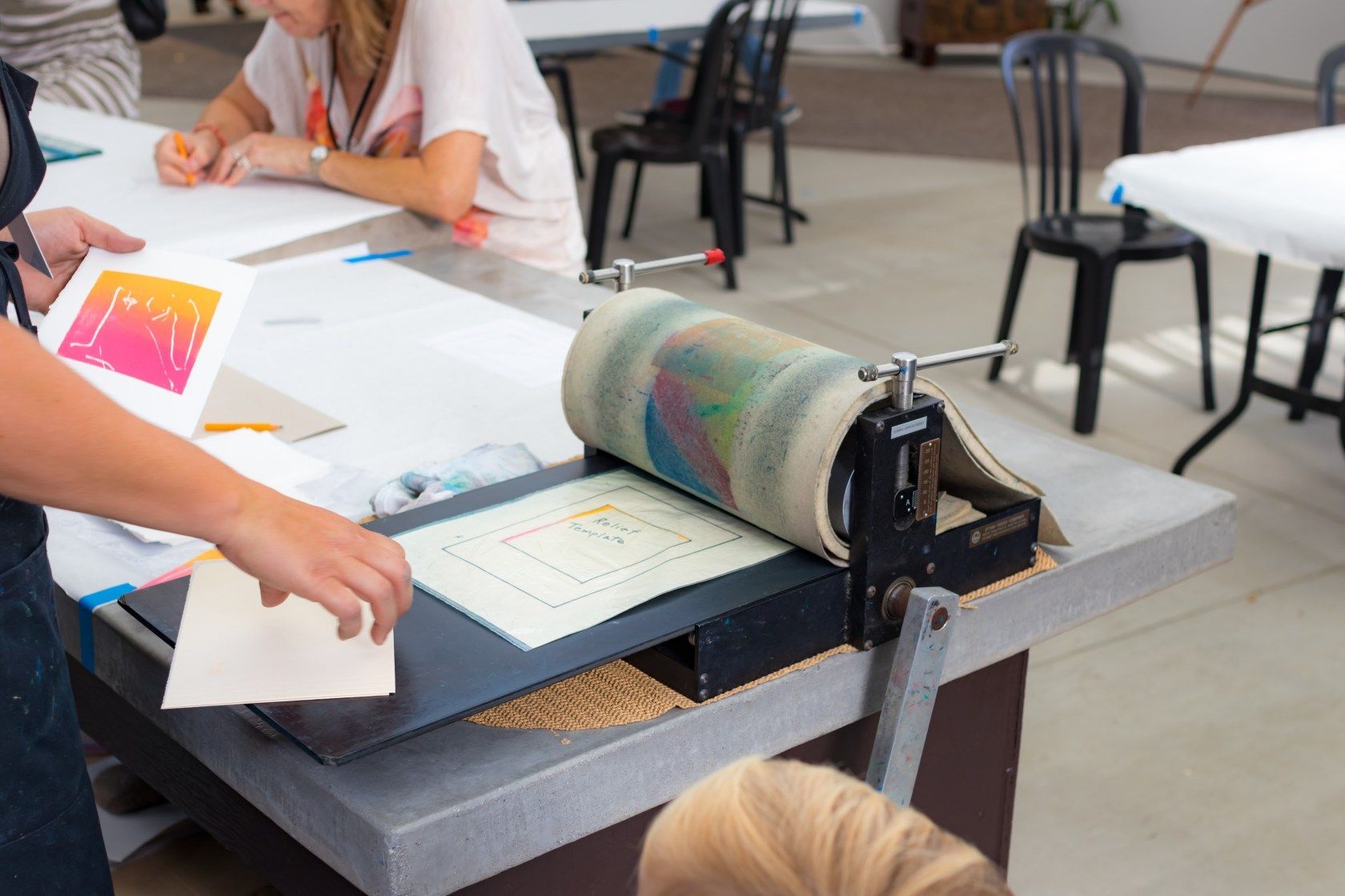 롤러 프레스?- 1