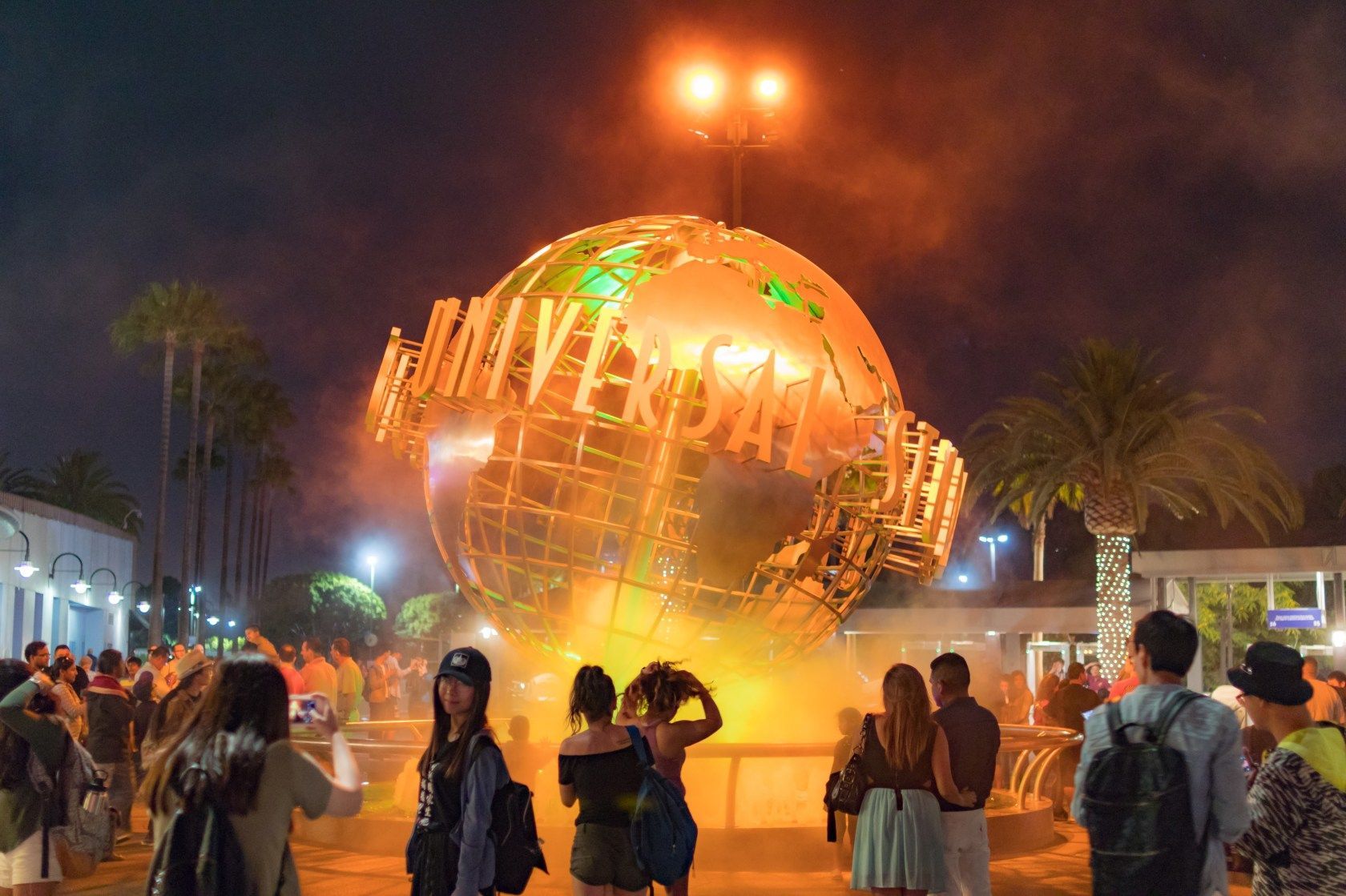 Universal Studio Hollywood 지구본 야간
